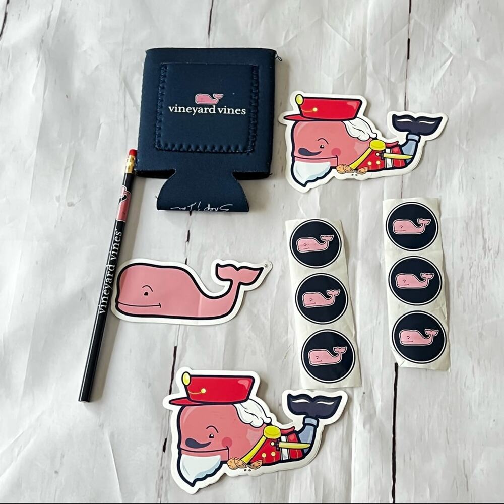 Vineyard Vines Accessory Bundle  Set - Picture 9 of 11